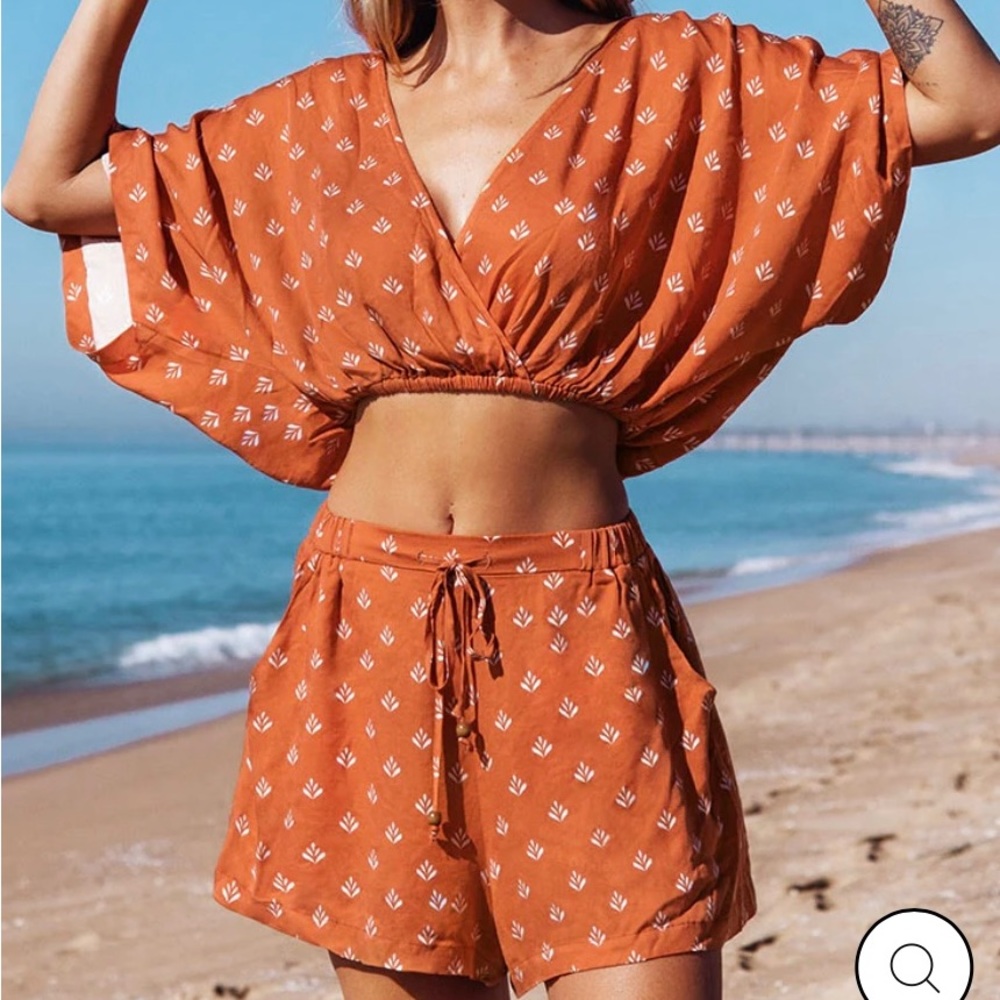 ✨NWT✨ Cover Up Matching Set